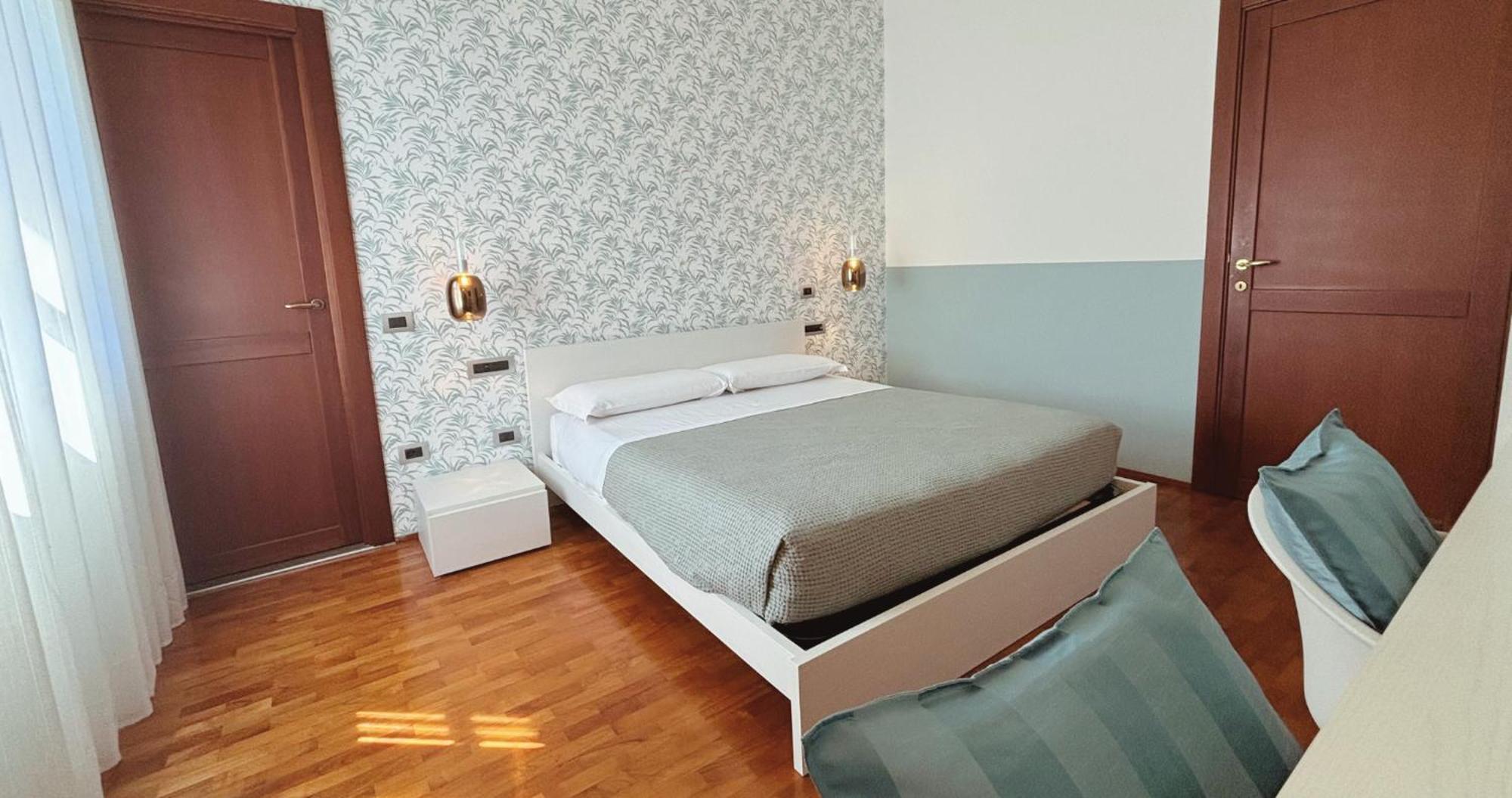 Casa Ceruti Bed & Breakfast Villa Guardia Exterior photo